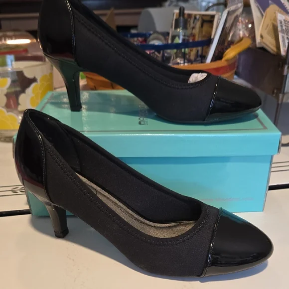 Marabella Women's Heels with Fabric And Black Patent Leather NIB - Picture 1 of 5
